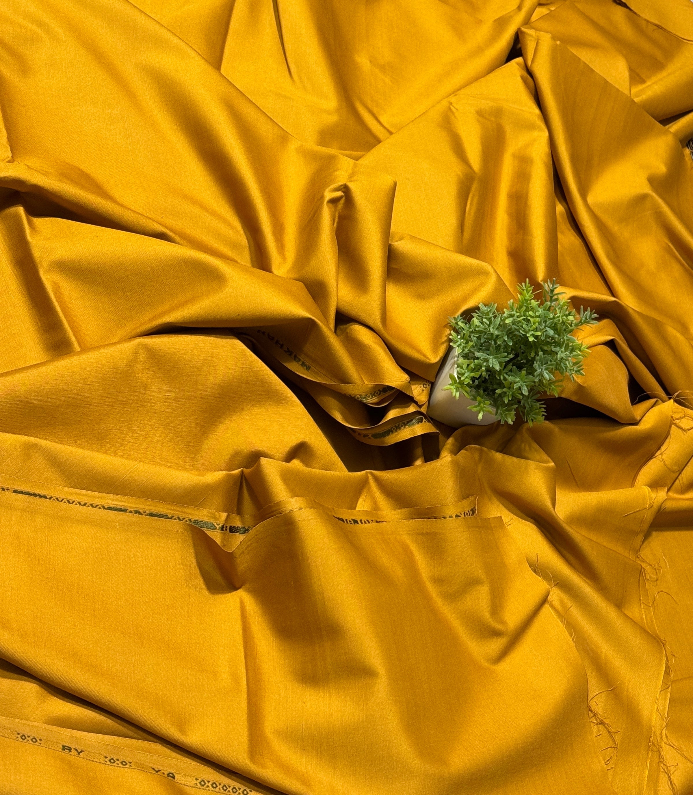 J. MALAI BOSKI (UNSTITCHED) COOPER GOLD