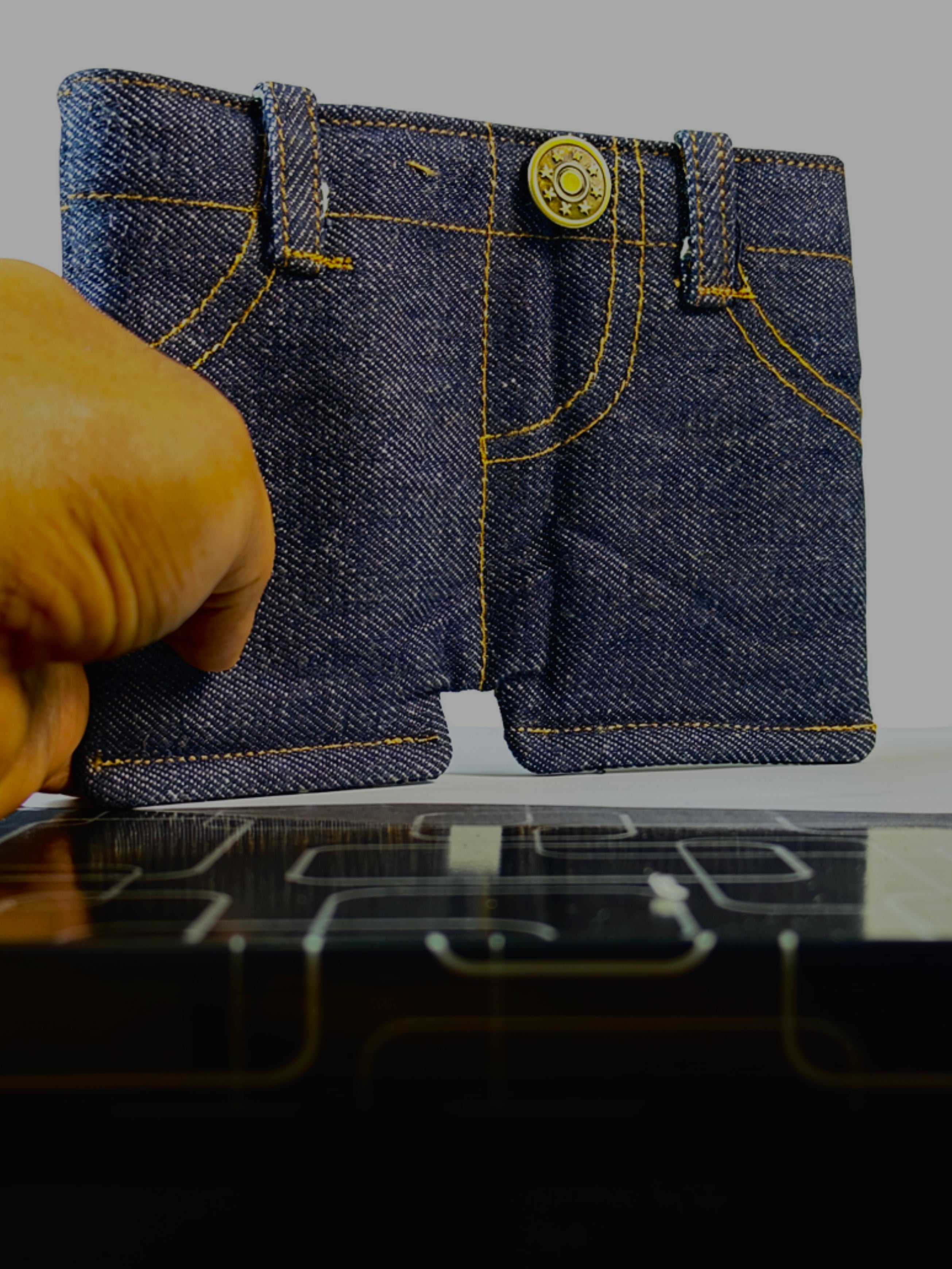 Maax-JEANS SHORTS -  WALLET